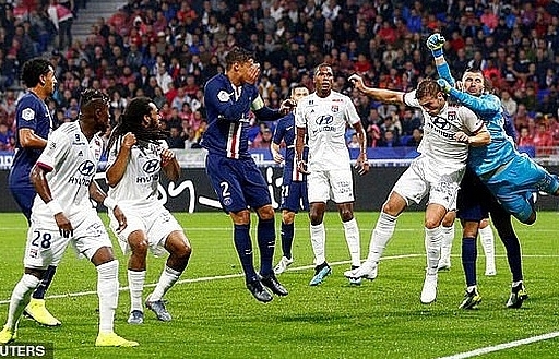 Lyon 0-1 PSG: Neymar lại chứng minh đẳng cấp của 'ngôi sao'