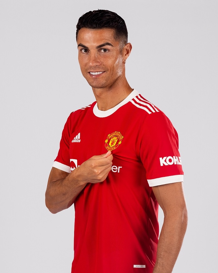 Những hình ảnh đầu tiên của Ronaldo trong màu áo Man Utd