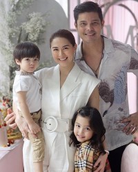 Cuộc sống hôn nhân hạnh phúc bên chồng và hai con của Marian Rivera - mỹ nhân đẹp nhất Philippines