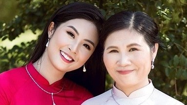 Hoa hậu Việt Nam và những người mẹ