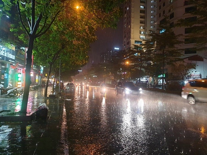 Dự báo thời tiết Hà Nội đêm 24/9 và ngày 25/9 trời nhiều mây, mưa vừa, mưa to và rải rác có dông. (Nguồn: Báo QĐND)