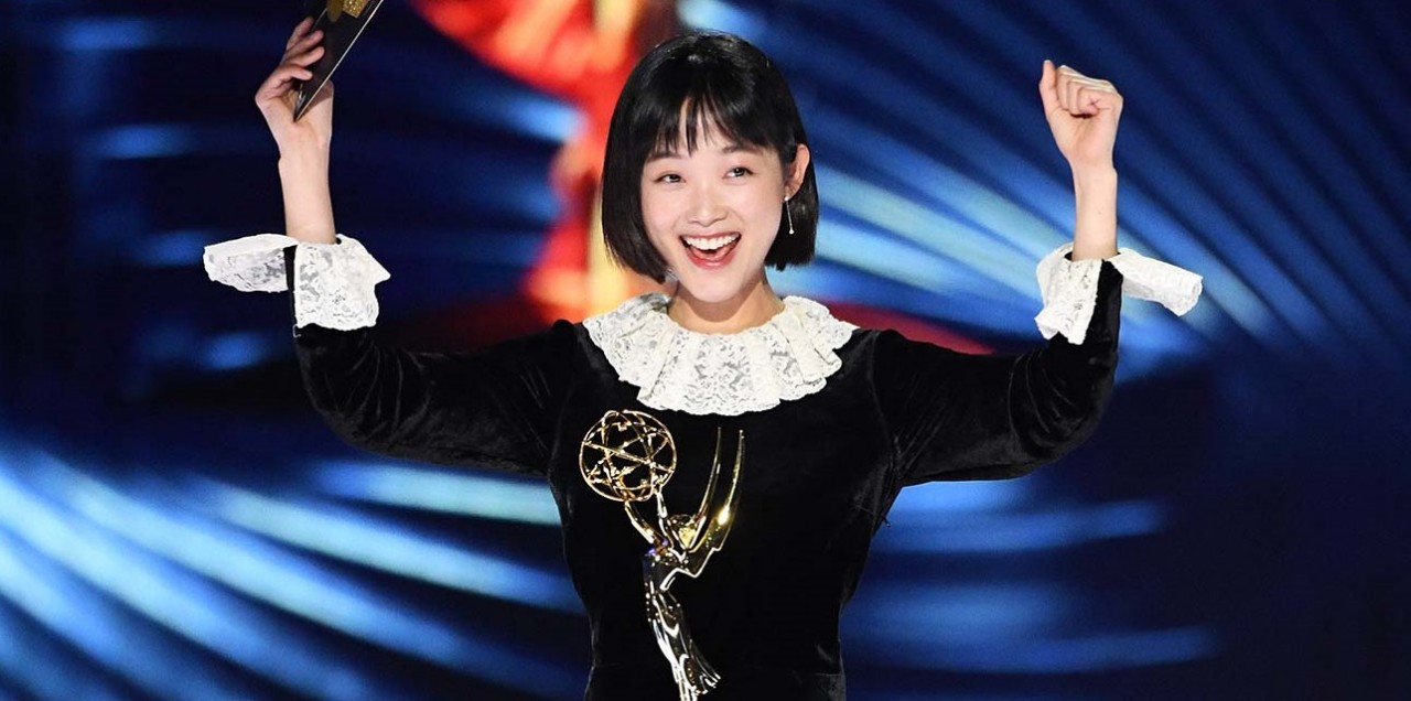 Squid Game: Nữ diễn viên Hàn Quốc đầu tiên đoạt thưởng Emmy danh giá