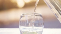 Chuyên gia chỉ cách giảm cân bằng uống nước lọc