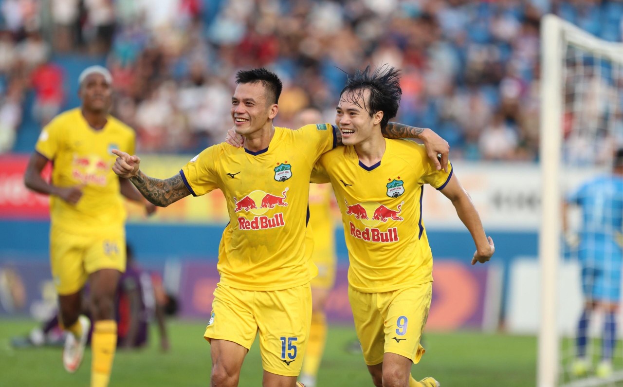 V-League 2022: Hoàng Anh Gia Lai và Sông Lam Nghệ An để hòa đáng tiếc