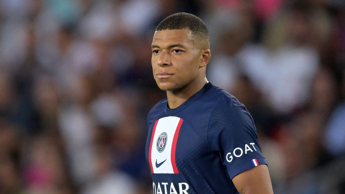 Chuyển nhượng cầu thủ ngày 15/9: Mbappe có thể rời PSG;