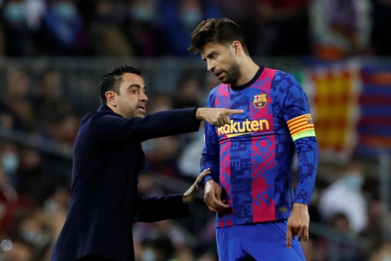 Barca: Mối quan hệ giữa Xavi và Pique ngày một căng thẳng