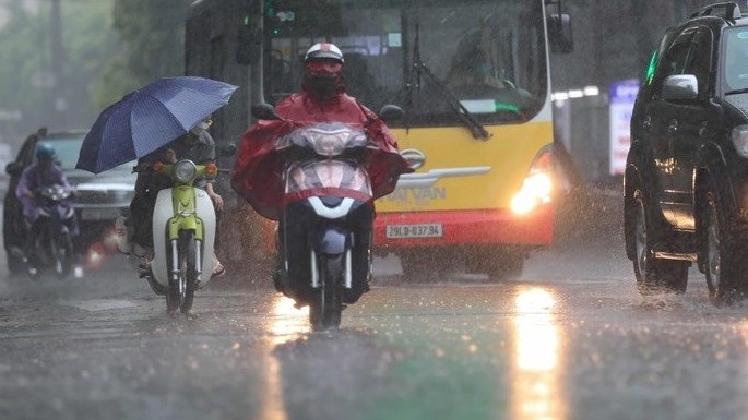 Dự báo thời tiết đêm nay và ngày mai (21-22/9): Hà Nội nhiều mây, có mưa to; cả nước mưa to cục bộ; đồng bằng Bắc Bộ, Bắc miền Trung có nơi mưa rất to