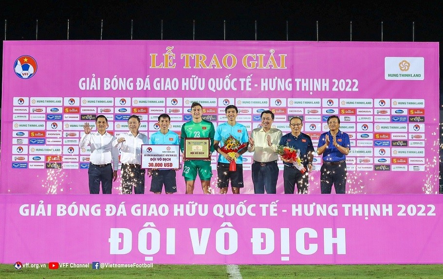 Báo Indonesia: Đội tuyển Việt Nam thực sự mạnh mẽ và 'đáng gờm'