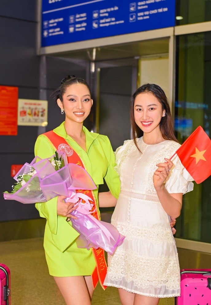 Lâm Thu Hồng lên đường đi thi The Miss Globe 2022