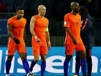 "Cơn lốc màu da cam" Hà Lan 99,9% bị loại khỏi World Cup 2018