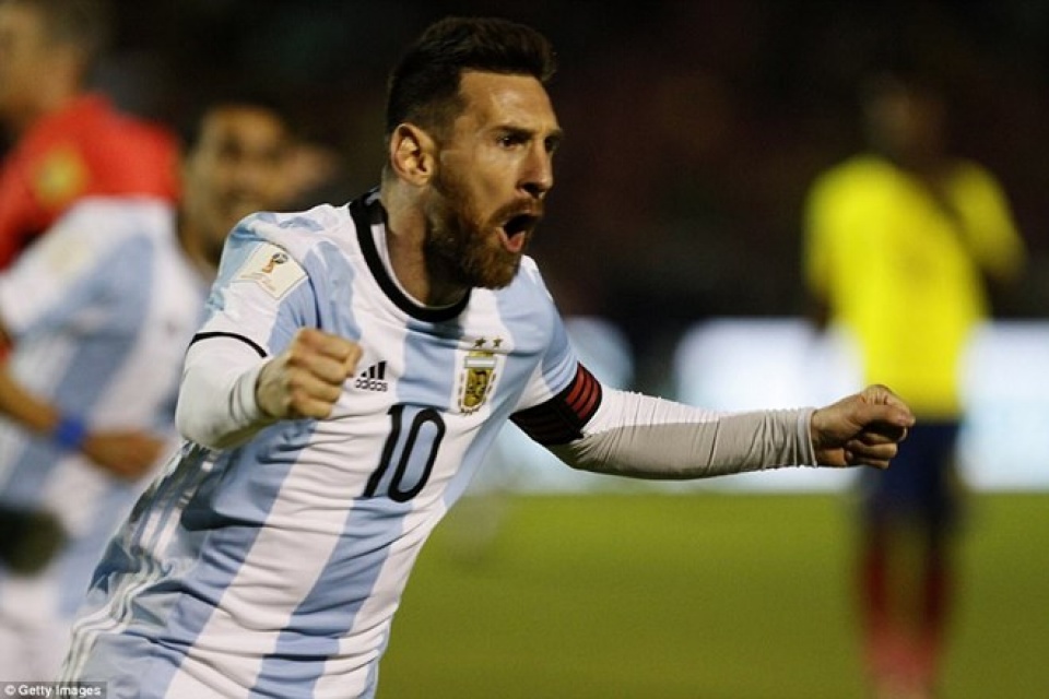 messi lap hat trick dua argentina vao vong chung ket world cup 2018