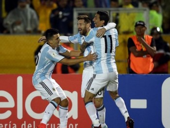 Messi lập hat-trick đưa Argentina vào vòng chung kết World Cup 2018