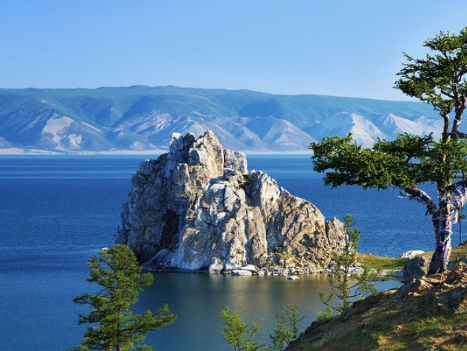 Hồ nước ngọt lớn nhất thế giới Baikal bị hủy hoại nghiêm trọng