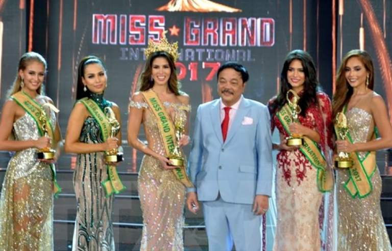Người đẹp Peru đăng quang Hoa hậu Hòa bình, Huyền My trượt Top 5
