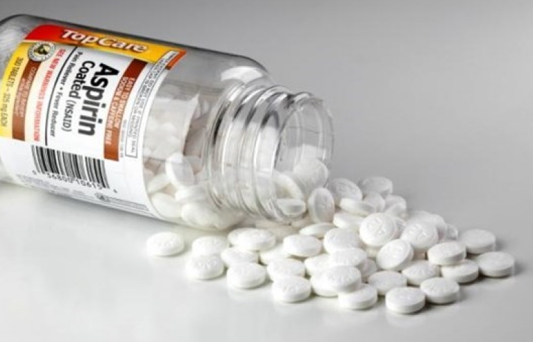 Uống aspirin đều đặn giảm nguy cơ mắc ung thư gan và buồng trứng