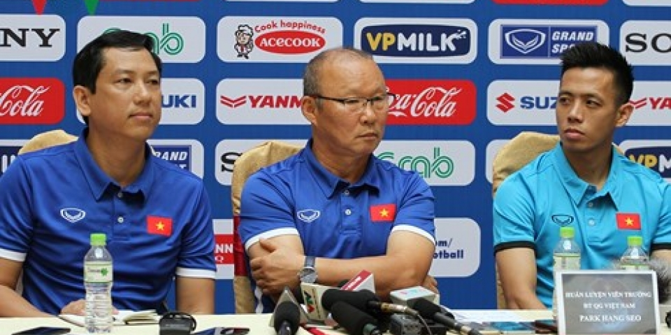 HLV Park Hang-seo muốn tuyển Việt Nam đứng nhất bảng A ở AFF Cup 2018