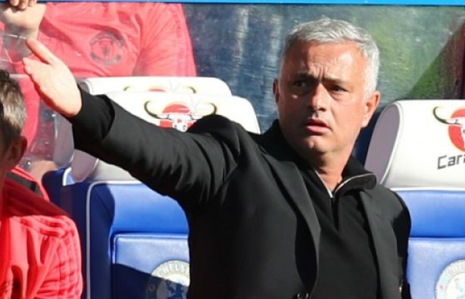 HLV Mourinho nổi giận, quyết tìm ra “kẻ phản bội” ở MU
