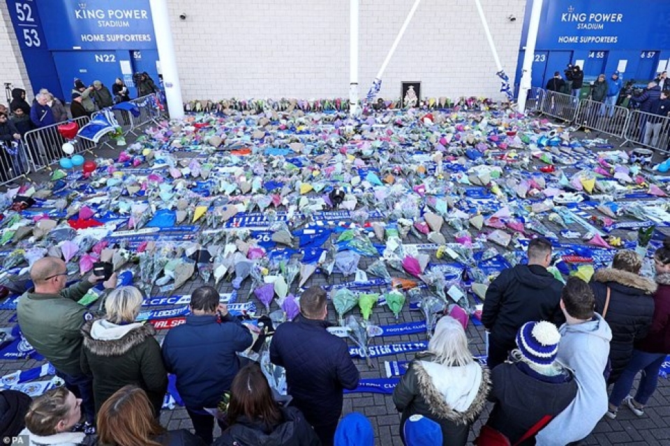 chu tich leicester city qua doi vi tai nan may bay