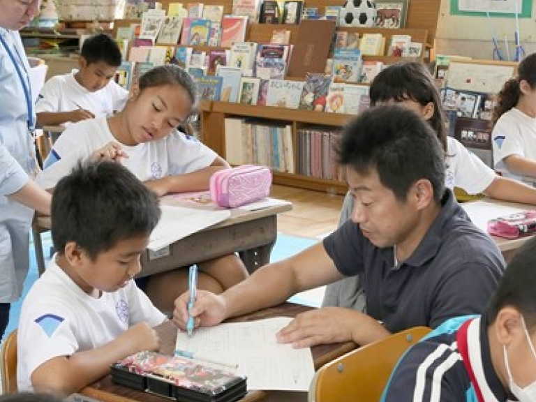 Tỷ lệ học sinh Nhật Bản không đến trường cao nhất trong 2 thập kỷ