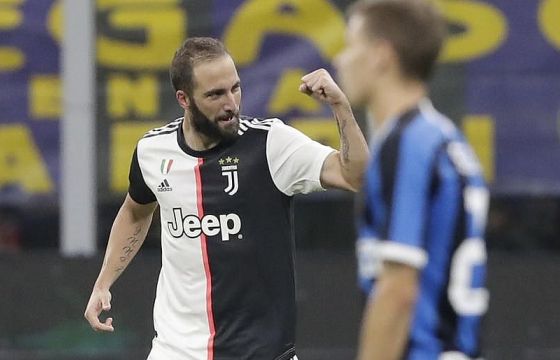 Hạ gục Inter trong trận đấu quyết định, Juventus giành lại ngôi đầu bảng