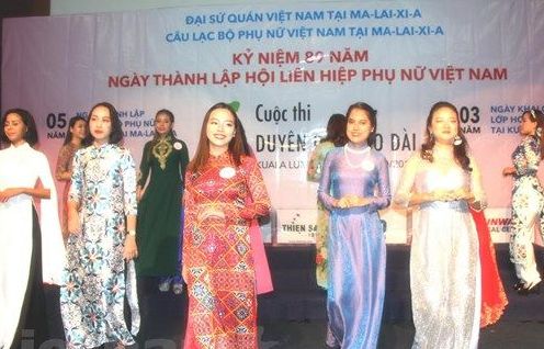 "Duyên dáng áo dài" chào mừng Ngày Phụ nữ Việt Nam 20/10 tại Malaysia