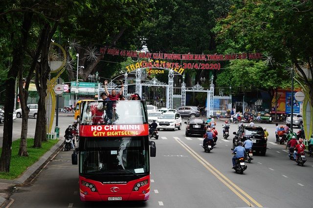 du lich tp ho chi minh chien dich tp ho chi minh xin chao vua khoi dong khach da nuom nuop