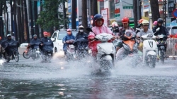 Dự báo thời tiết đêm nay và ngày mai (7-8/10): Trung bộ và Tây Nguyên mưa rất to; Bắc bộ ngày nắng; tin lũ và cảnh báo lũ