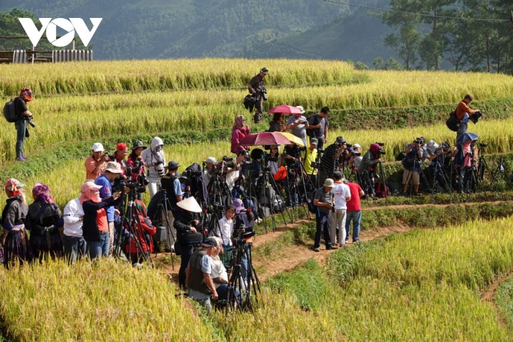 du khach hao hung kham pha mua vang mu cang chai