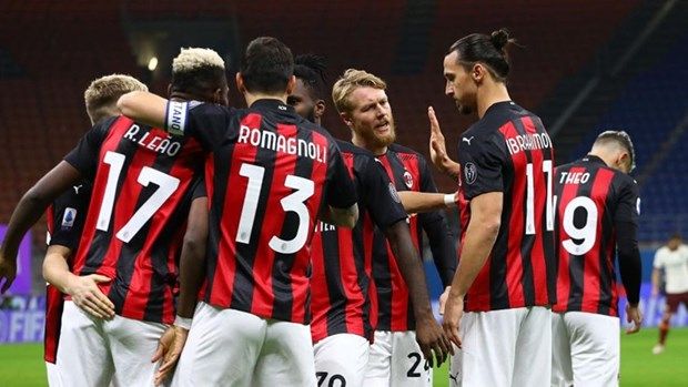 Zlatan Ibrahimovic tỏa sáng nhưng AC Milan vẫn ngậm ngùi chấm dứt mạch trận toàn thắng