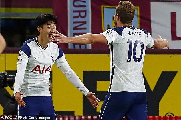 Ngoại hạng Anh: Son Heung Min và Harry Kane 'song kiếm hợp bích', Tottenham vượt Burnley