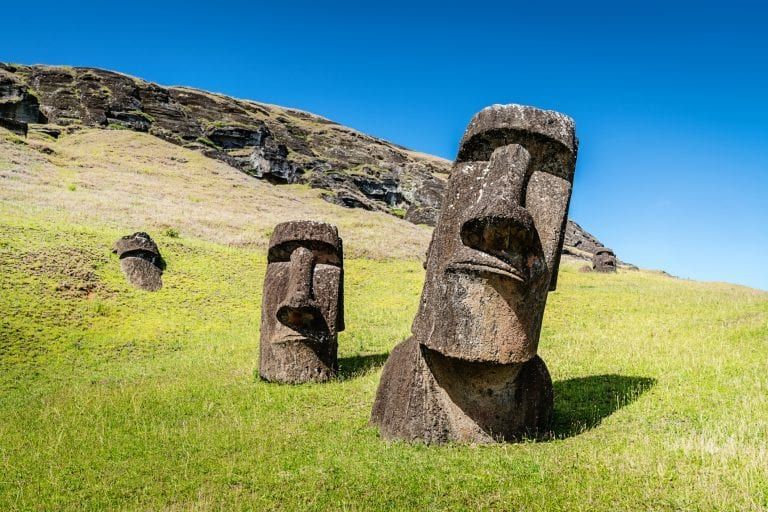 bi an vi tri dat tuong moai tren dao phuc sinh