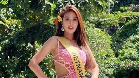 Miss Grand International 2022: Đoàn Thiên Ân và Thùy Tiên đồng điệu phong cách tôn vẻ đẹp ngọt ngào