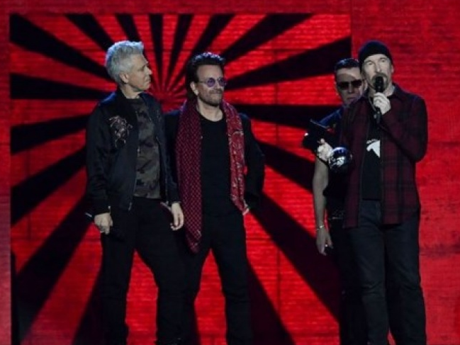 Giải MTV châu Âu 2017: Ban nhạc U2 là Biểu tượng toàn cầu