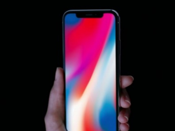 Apple có thể ra 2 mẫu iPhone tràn màn hình vào năm 2018