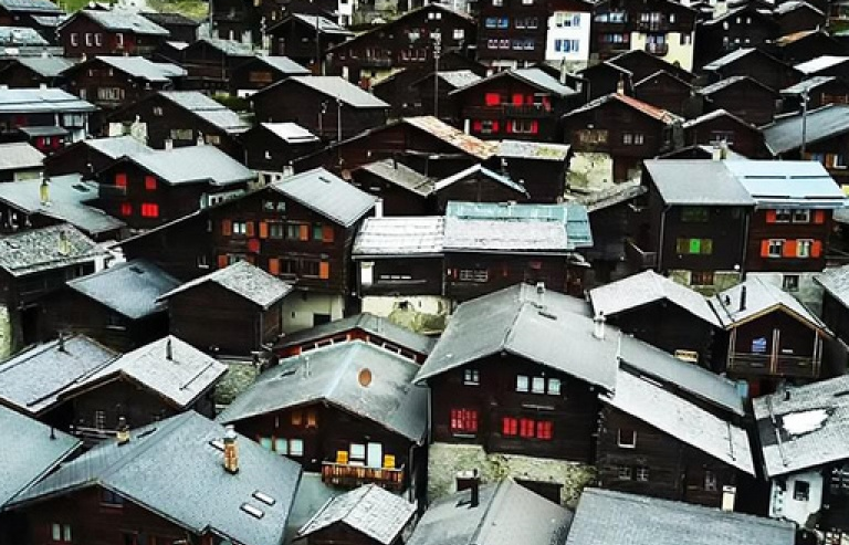 Thụy Sỹ: Thị trấn đẹp như mơ trả tiền mời người dân về ở