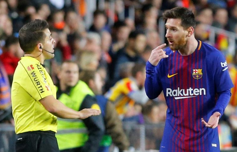 Messi trải qua chuỗi trận "tịt ngòi" tệ nhất trong 7 năm