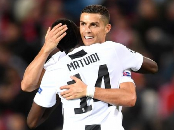 Blaise Matuidi choáng vì sự tập luyện “điên cuồng” của C.Ronaldo