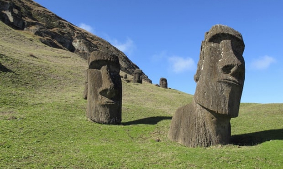 Chile muốn chuyển tượng đá Moai từ Bảo tàng Anh về đảo Phục Sinh