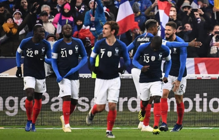 Lập công trên chấm 11m, Giroud giúp Pháp thắng Uruguay 1-0