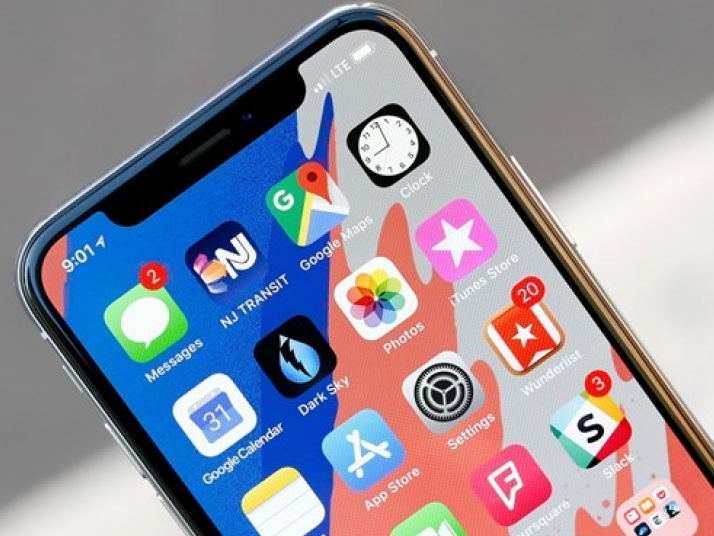 Apple "hồi sinh" iPhone X trước doanh số thất vọng của iPhone XS