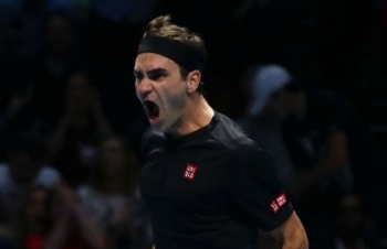 ATP Finals: Thua Federer, Djokovic bị loại sau vòng bảng