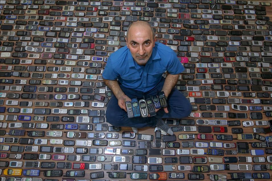 Choáng với bộ sưu tập 1.000 chiếc điện thoại của người thợ Thổ Nhĩ Kỳ