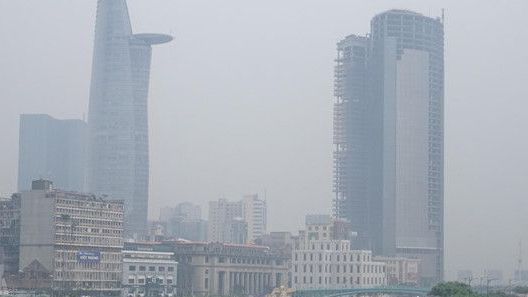 Chất lượng không khí hôm nay (16/11): TP. Hồ Chí Minh mức Tốt và Trung bình