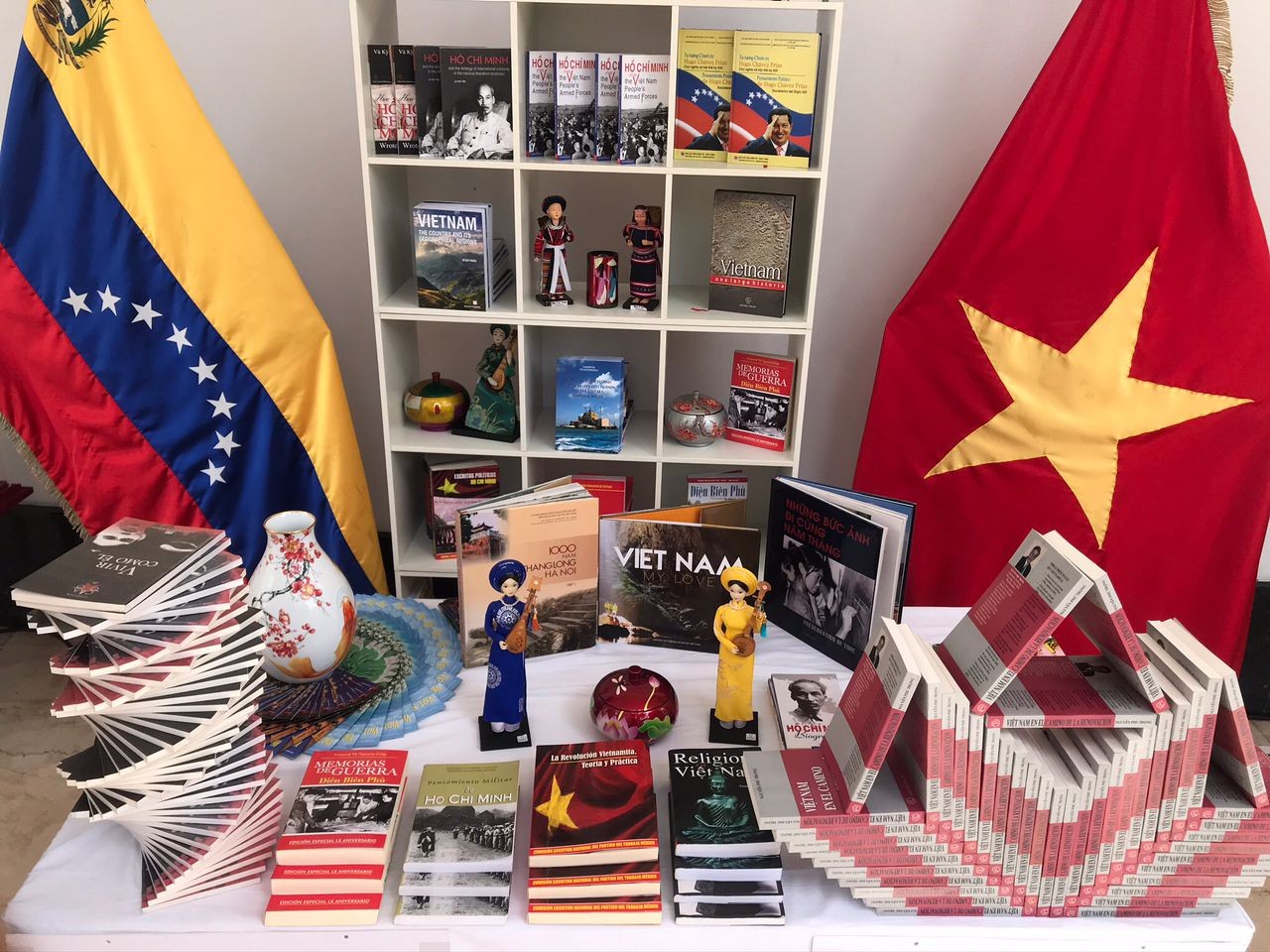 Việt Nam tham dự Hội chợ Sách Quốc tế Venezuela lần thứ 17 (FILVEN 2021)