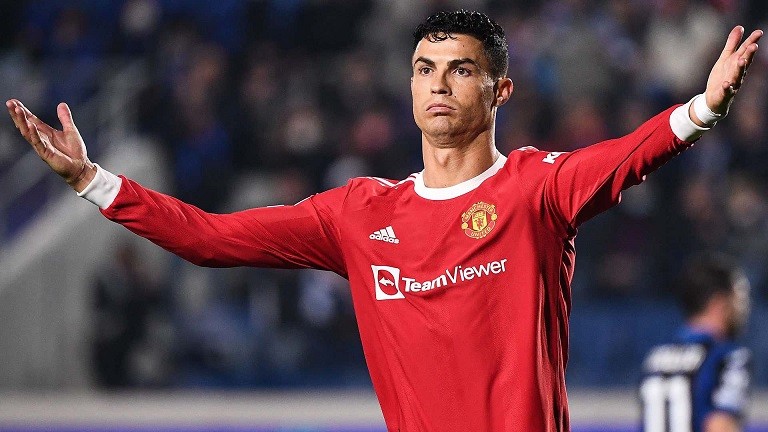 Man Utd: Ronaldo mới đến đã tính đi, mạnh tay xử lý Pogba, diễn biến HLV đi hay ở lại