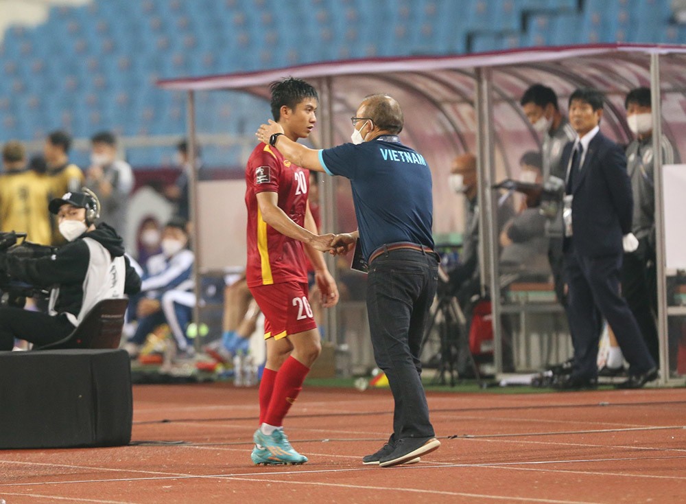 Phan Văn Đức quyết đền ơn thầy Park bằng cách tỏa sáng tại AFF Cup
