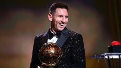 Quả bóng vàng 2021: Lionel Messi lần thứ 7 giành danh hiệu cao quý, Lewandowski là tiền đạo hay nhất năm