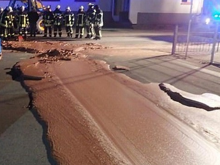 Chocolate bất ngờ tràn ra đường phố Đức trước lễ Giáng sinh