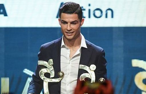 Ronaldo nhận giải Cầu thủ xuất sắc nhất Serie A mùa giải 2018/19