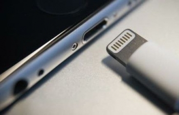 Apple sẽ chia tay cổng Lightning và dùng sạc không dây cho iPhone?